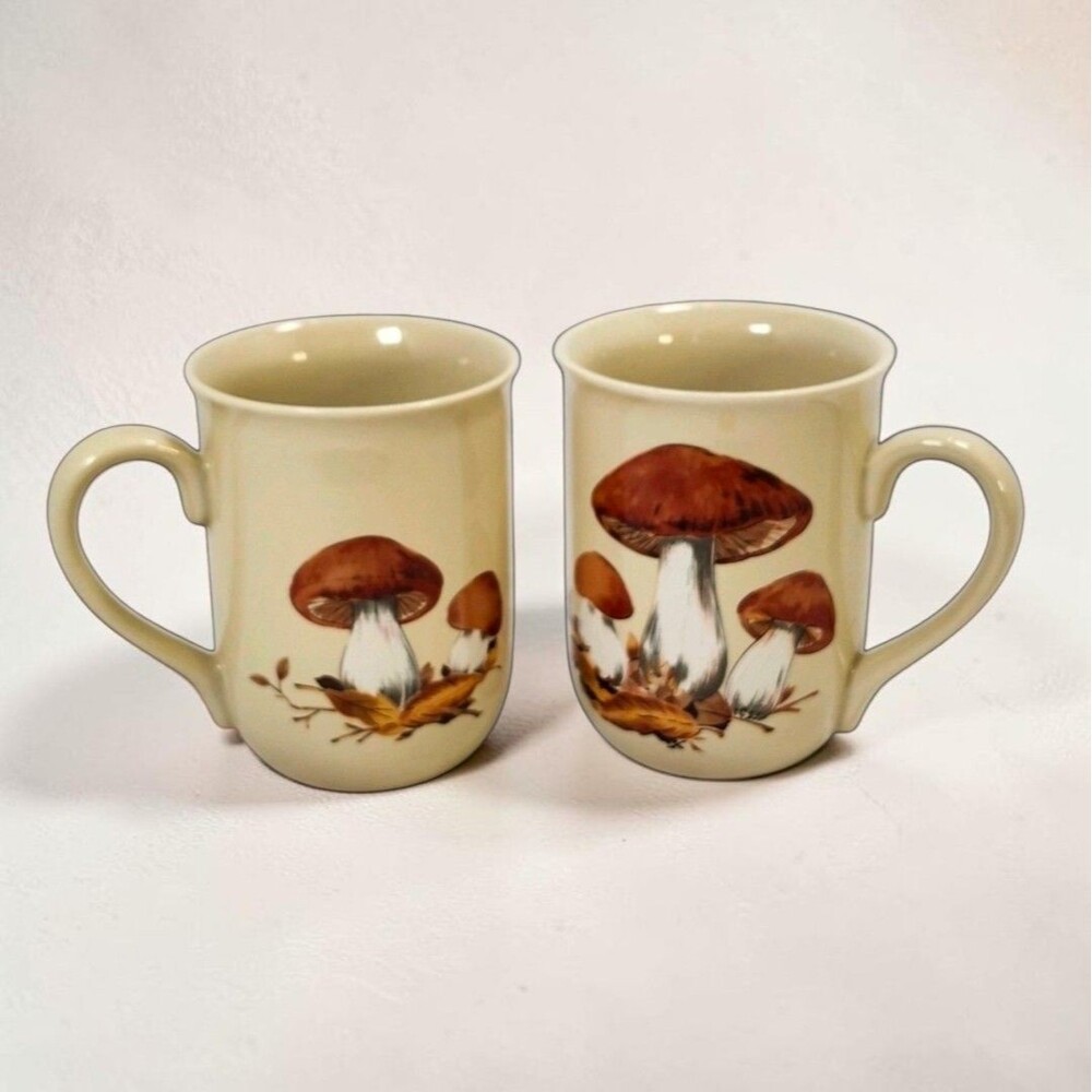 Set of 2 Vintage 1970s Mushroom Mugs Pair Retro Cottagecore Coffee Cups